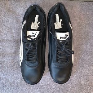 Men’s Puma sneakers